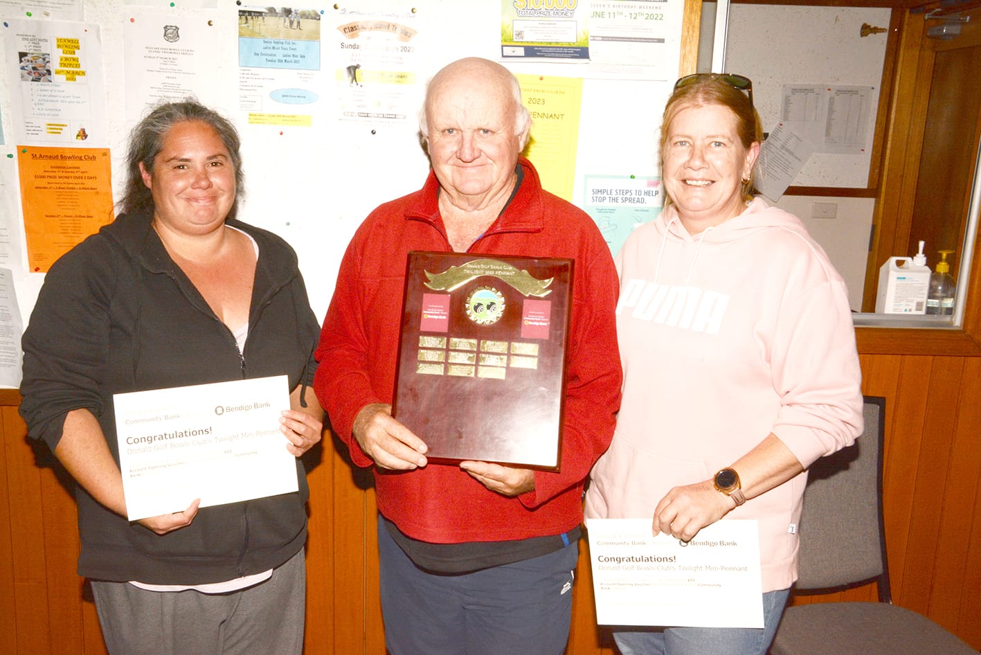 Barflies Win Twilight Title