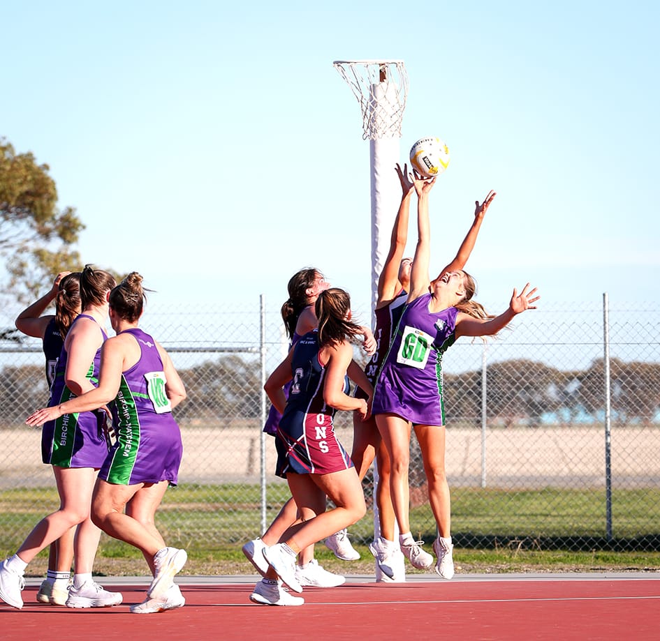 Bulls Netballers Head for Nullawil