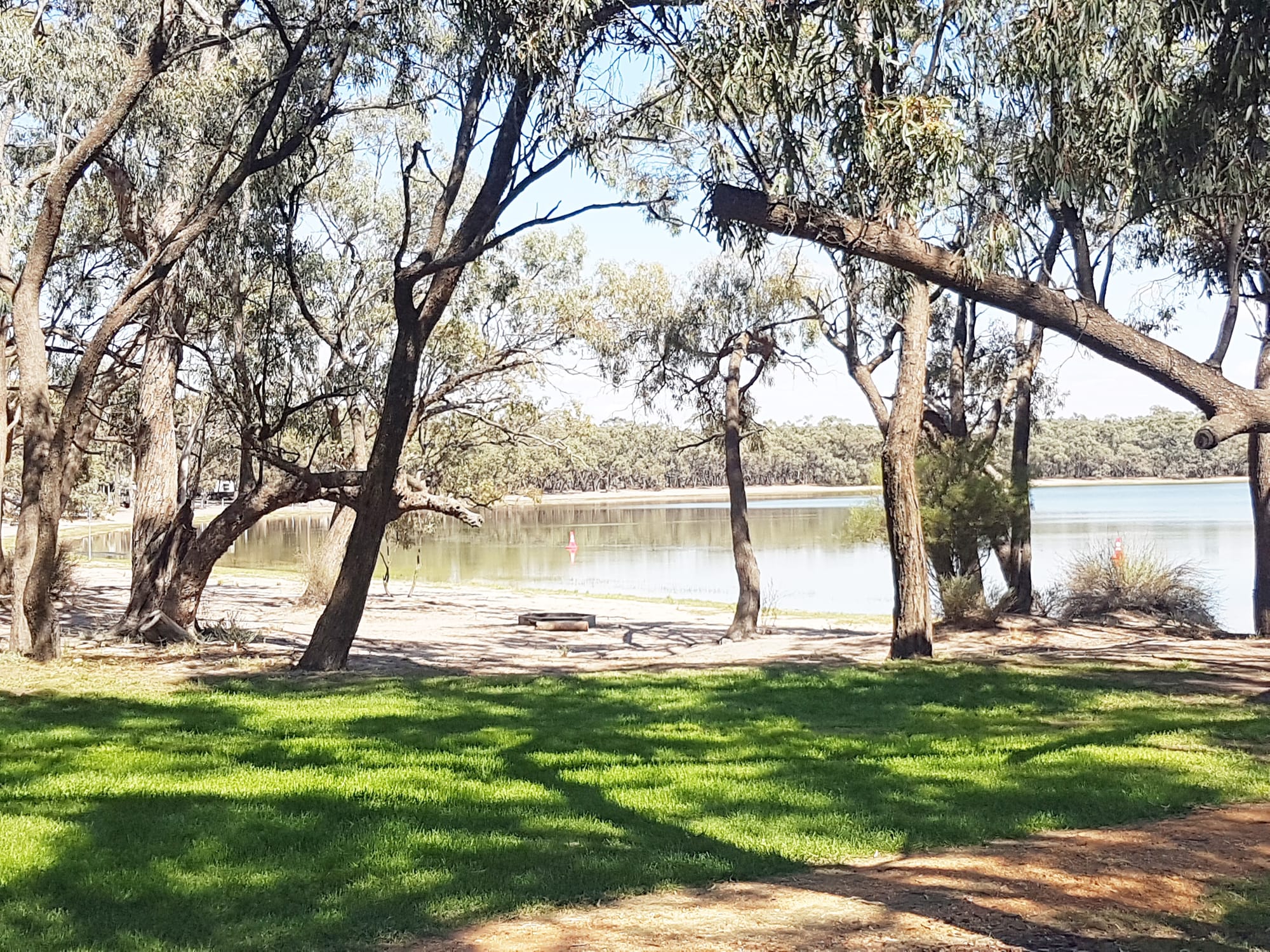 Green Lake is a beautiful spot for boating, swimming, and camping, with good rates for powered and unpowered sites, the shady surrounds of this pretty lake could make a tempting location for holidaying in your own backyard.