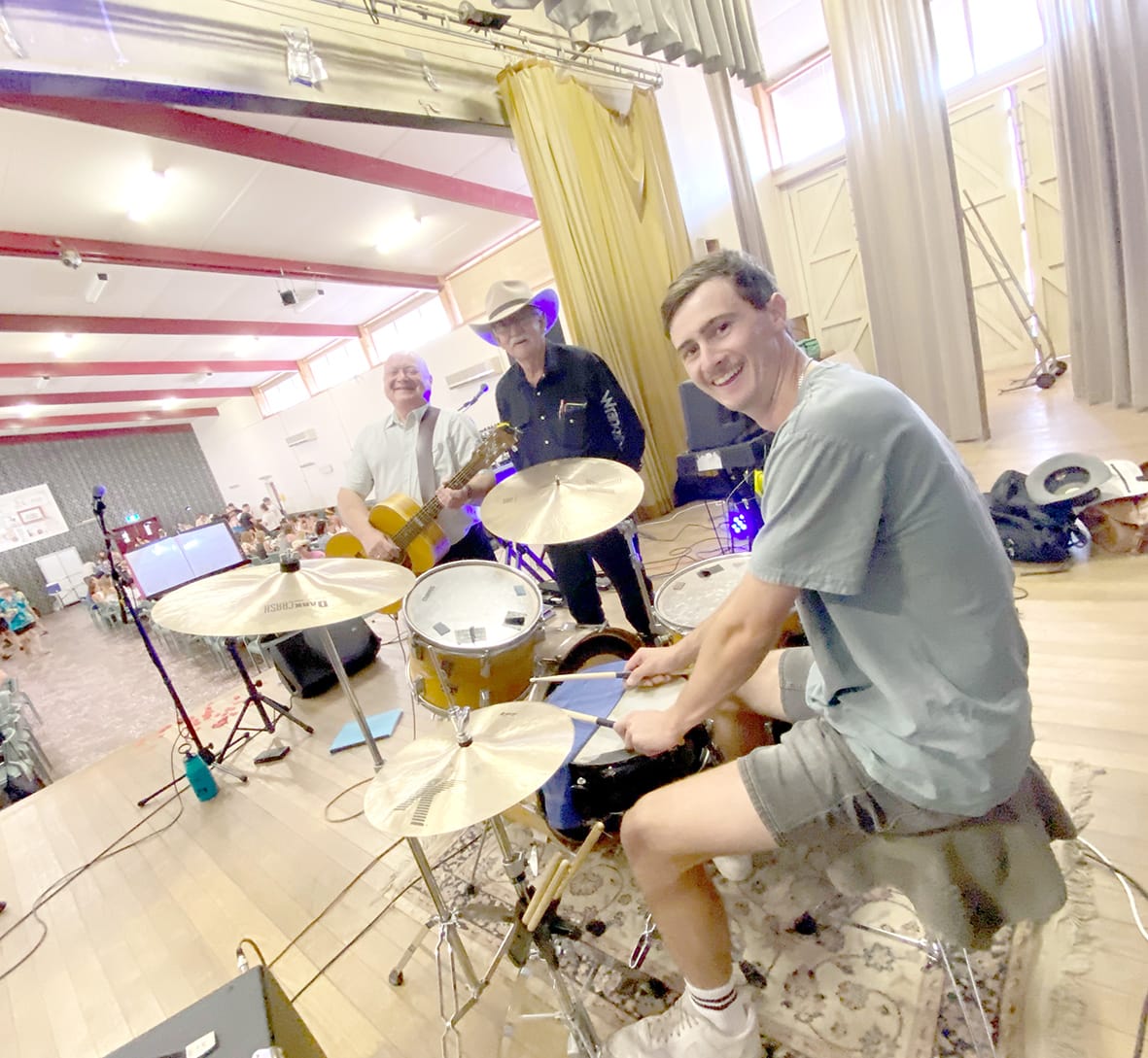 Local band “Blend It” (left to right) Stephen Melican, Leo Tellefson and Edward Parry – standing in for Ross Lane) kept the large crowd happy during the Saturday evening dinner before patrons headed on to the Charlton Motel for the headline acts.