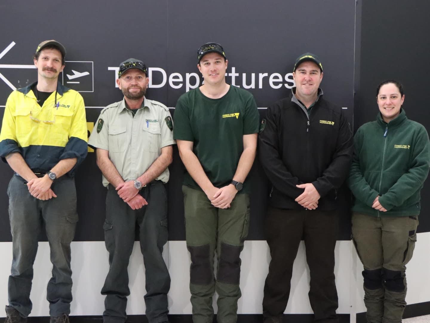 Victorian Fire Fighters Off to Canada