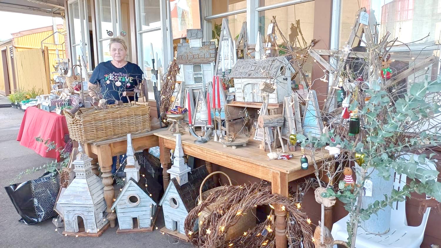 Variety Galore on Platform 3480