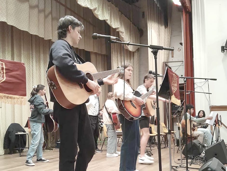 High School choir: left to right: Nevaeh Pearse, Layla Hepworth, Eliza Rotherham, Jaz Anderson, Kailie Krause, Shaine Mansibang, Maya Funcke, Patience Beavis, Shanae Rotherham, Evie Donnellon, Arleea Sarre, Ekam Singh and Victory Davis.