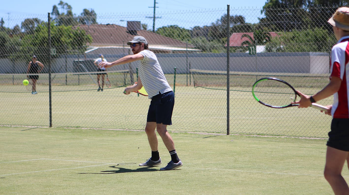 St. Arnaud and Kara Kara Prevail at Home