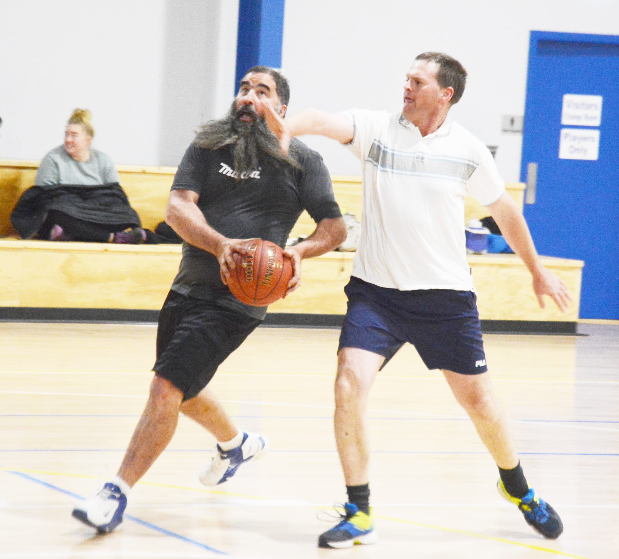 Basketballers Back on Court