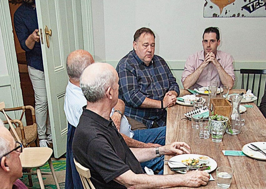 How Talking Relieves Isolation