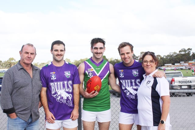 A Sheahan Bag Bull-Dozes the Saints