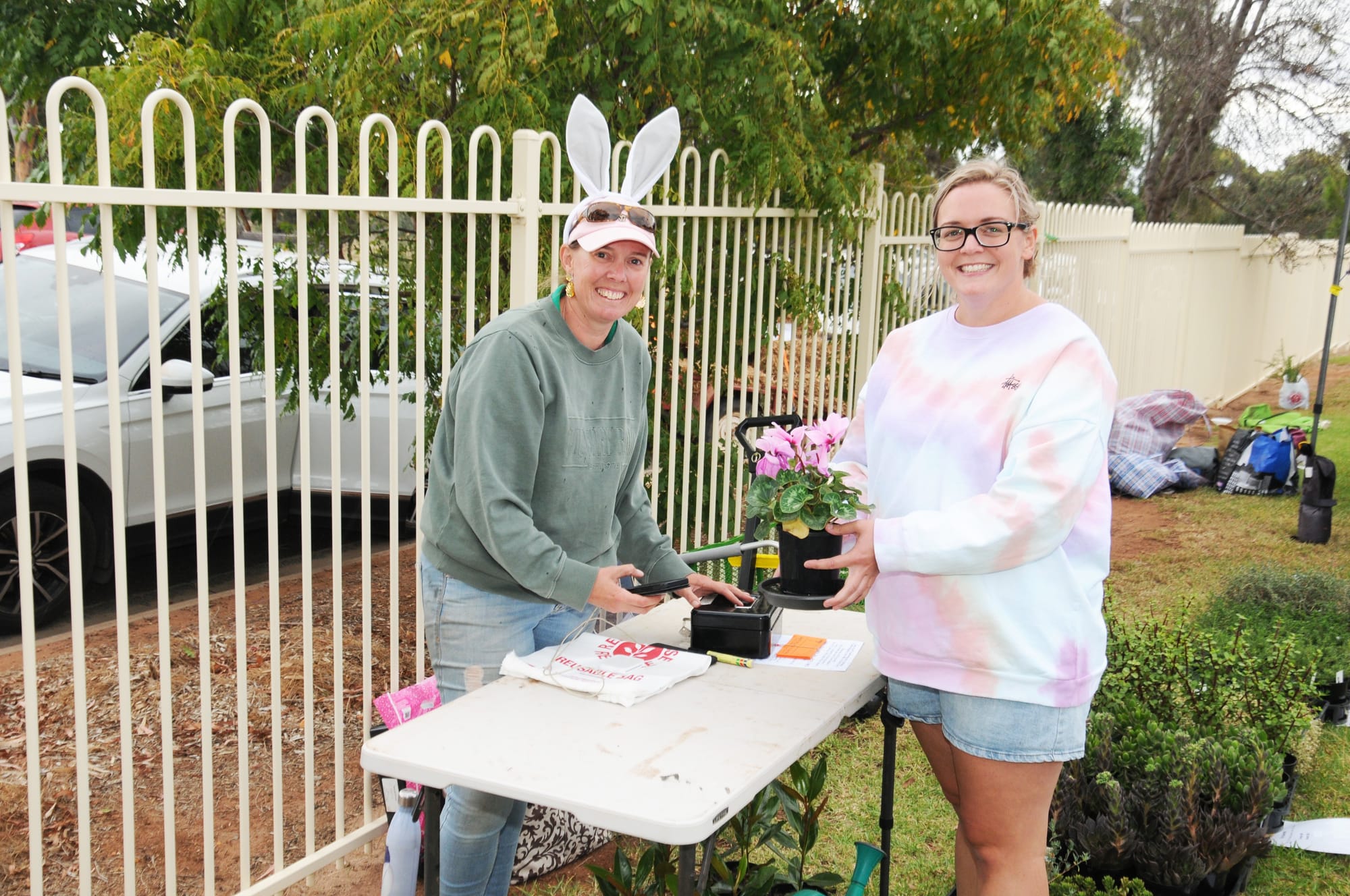 Friends Flock to St. Mary’s Fete