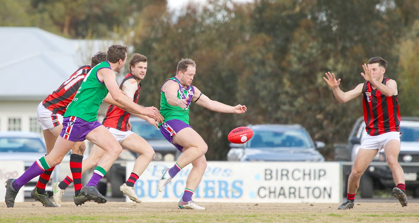 Bulls Keep Pesky ’Burners at Bay