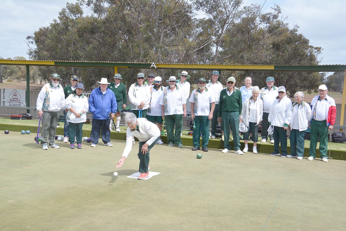 Opening Day for Donald Golf Bowls