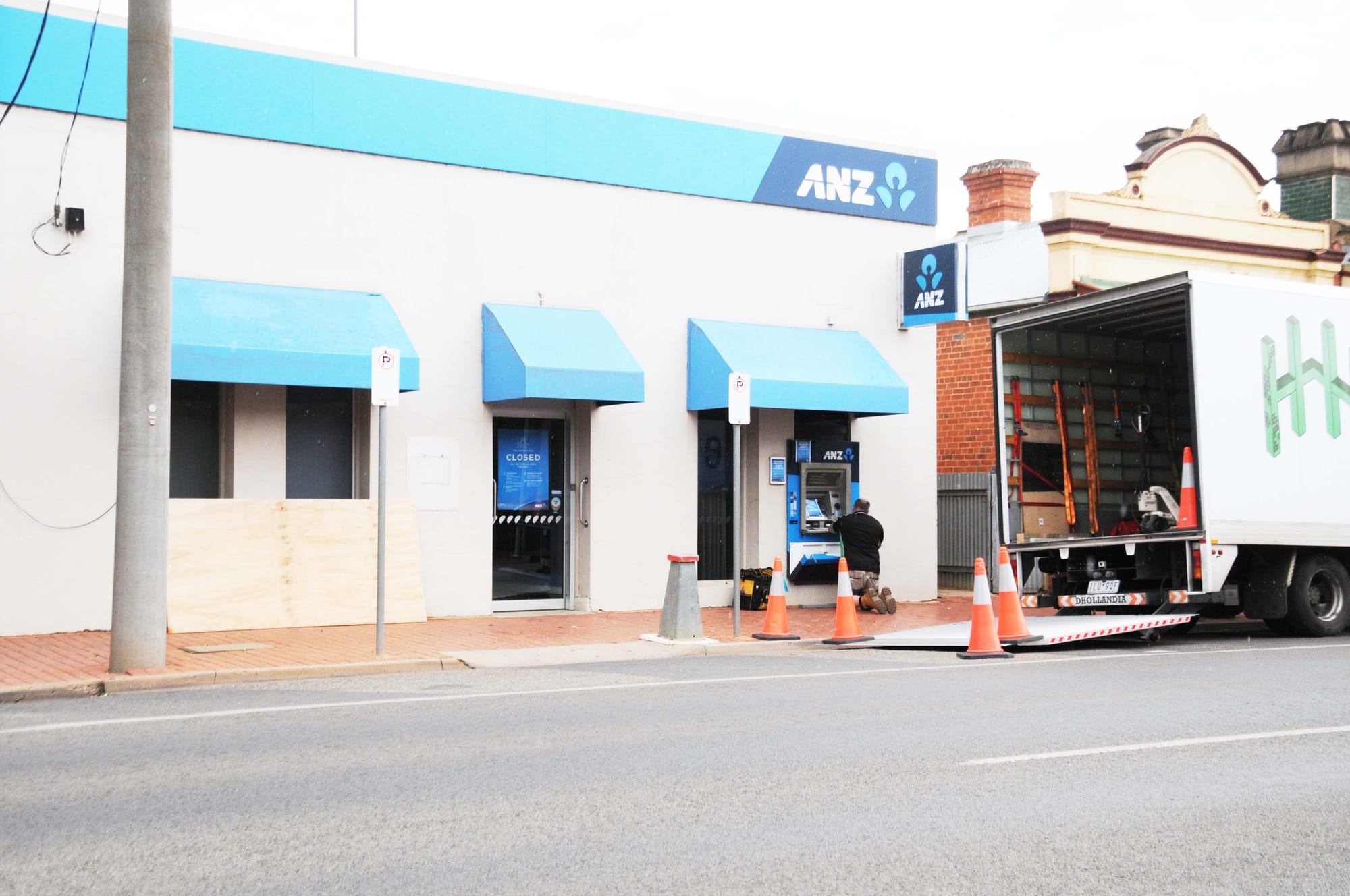 ANZ Branch Lost to Donald
