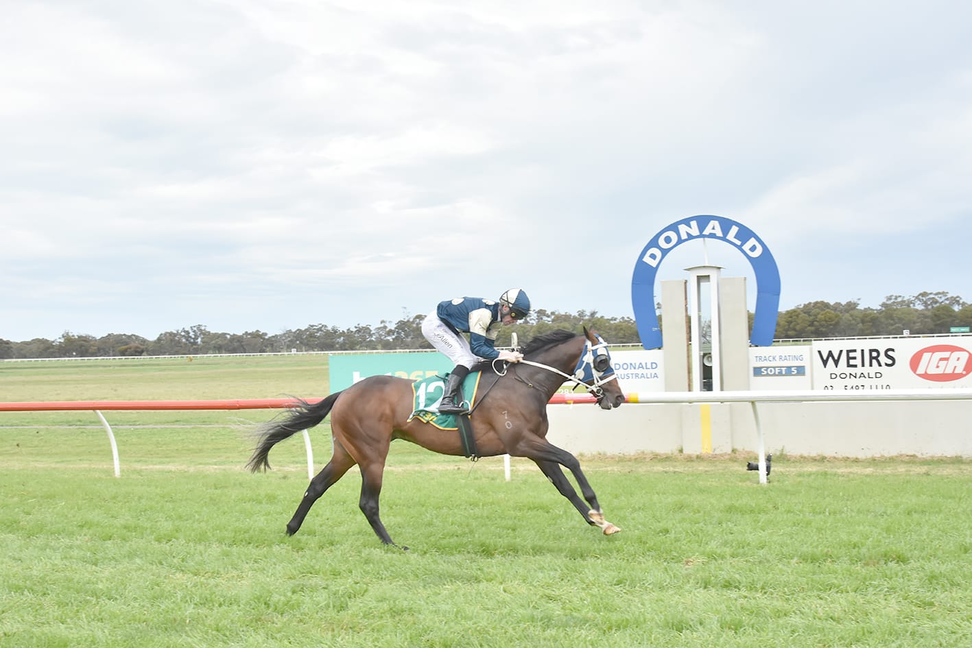 Three for Payne, Four for Billy