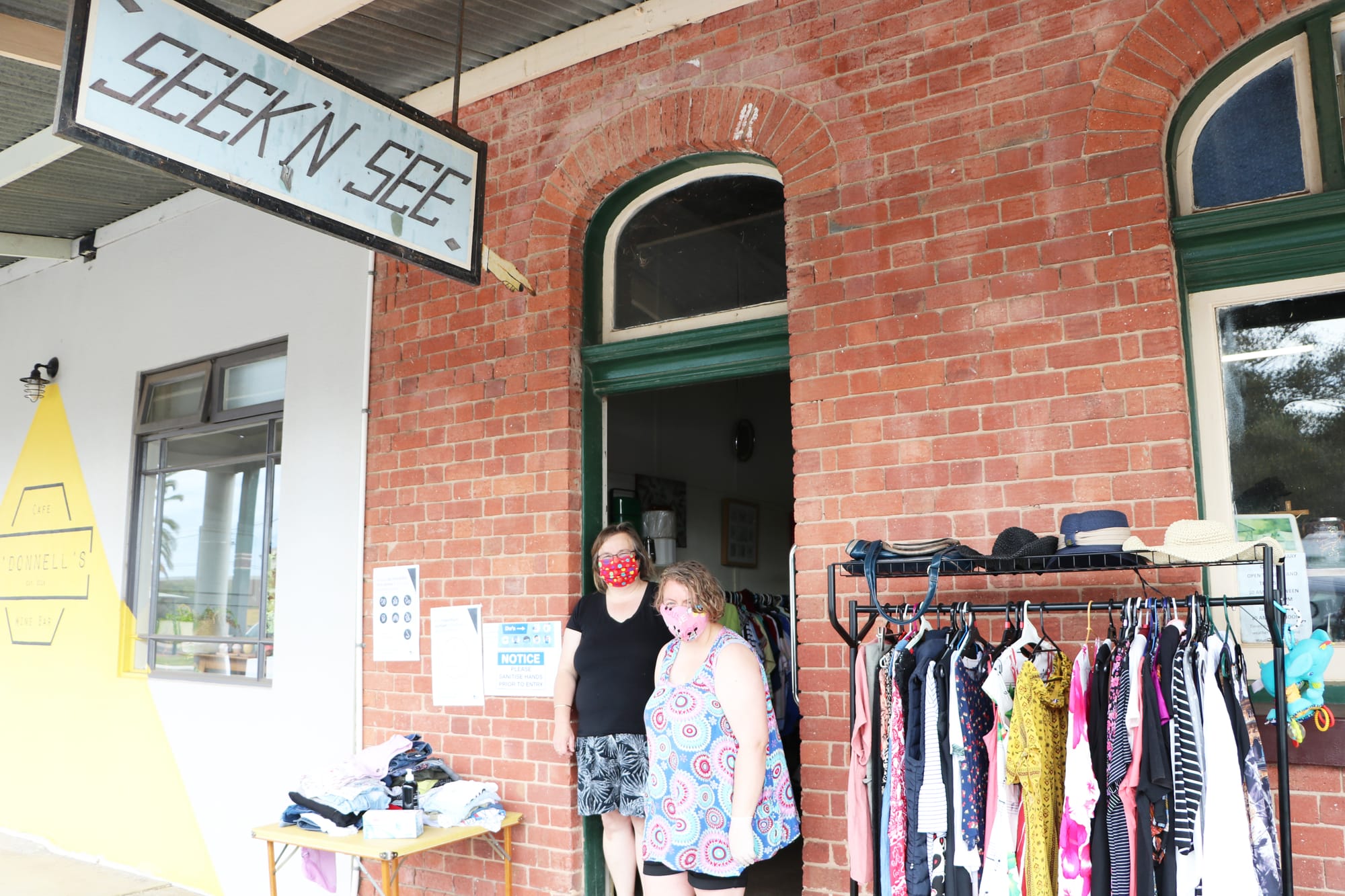 Welcome Back, Seek ’n’ See