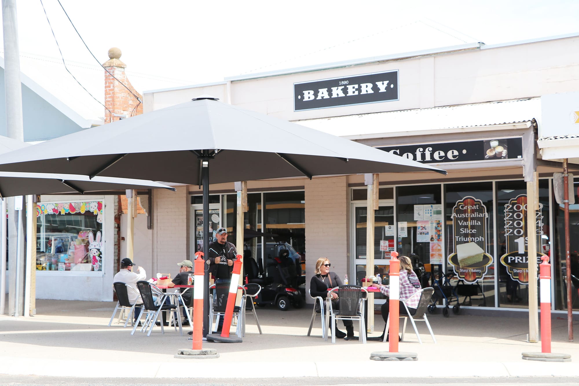 Cumming Avenue Landscaping Continues