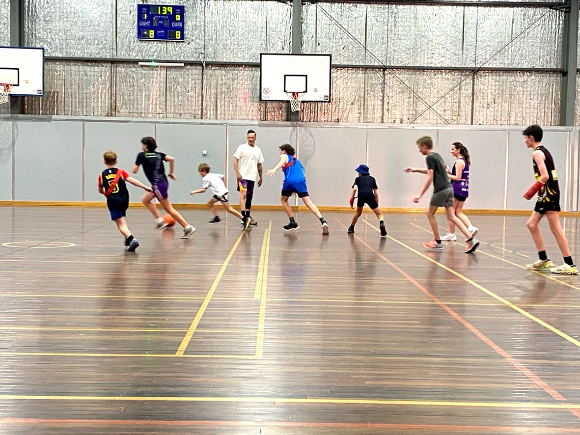 Juniors Back in Basketball