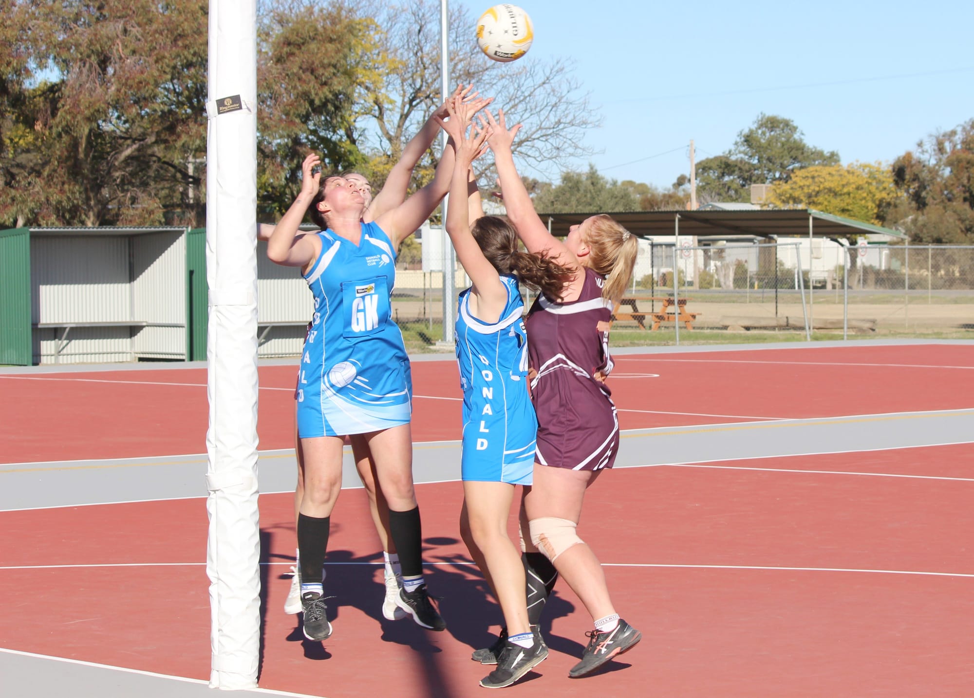 Nullawil Netballers at Donald
