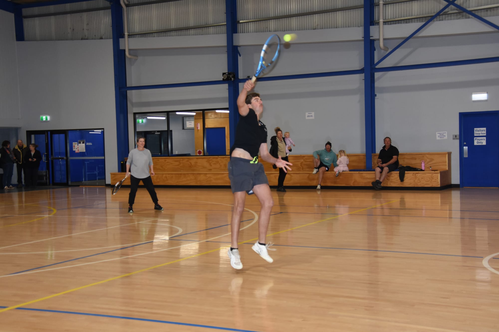 Red Team Wins Indoor Tennis