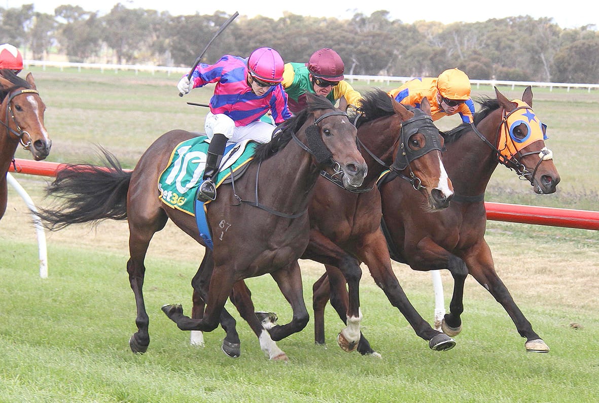 Racing Rounds Out Huge Donald Day