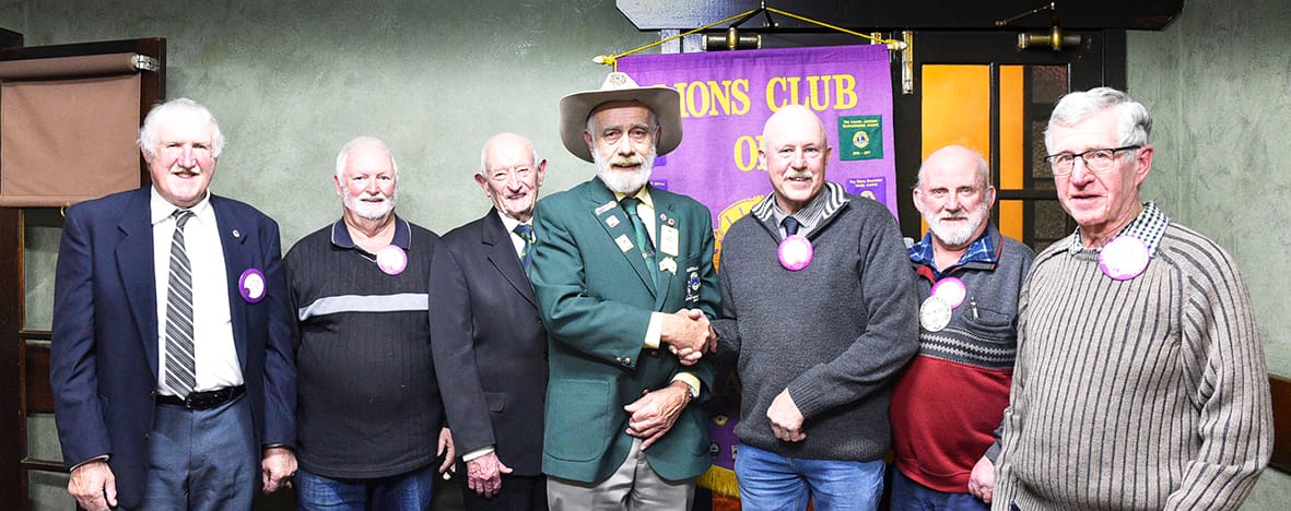 Ross Leads the Charlton Lions