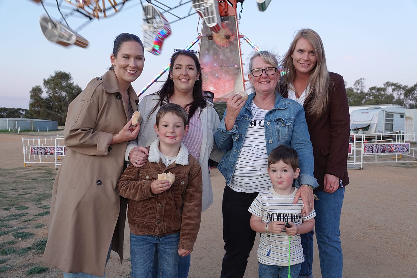 The Jeffery family enjoy the show, from left: Remi, Shannon, Marie and Ashley with Buckley and Finley. – Photo Jodie Drake.