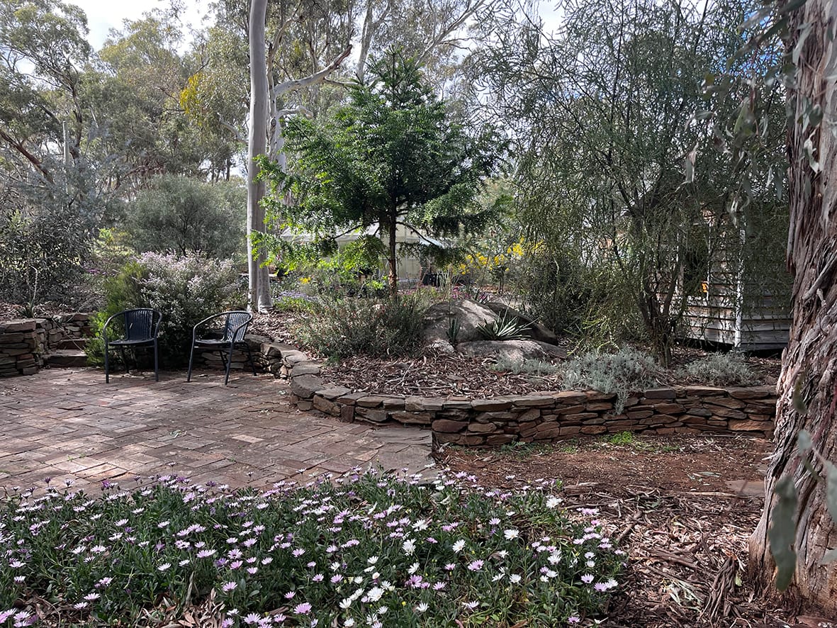 Visitors are Welcome to Wedderburn Open Gardens