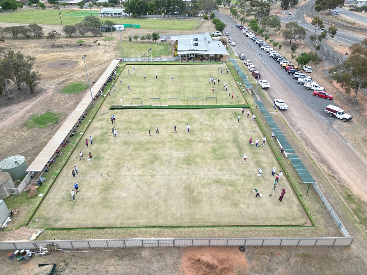 CUP DAY BOWLS AT DONALD GOLF