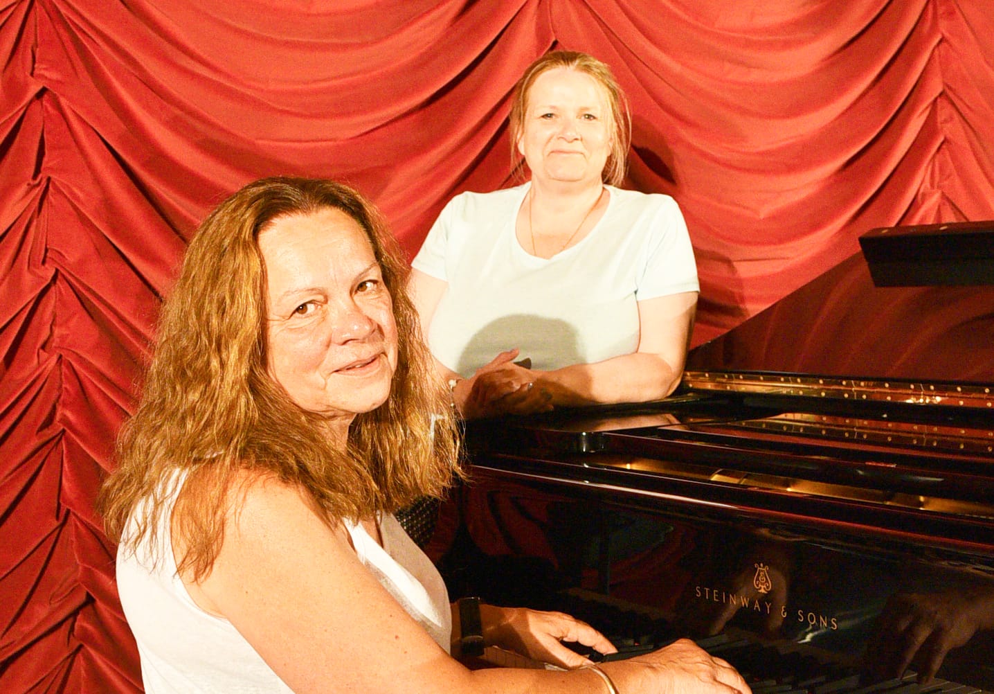 Polish Consul General Visits the Rex Theatre