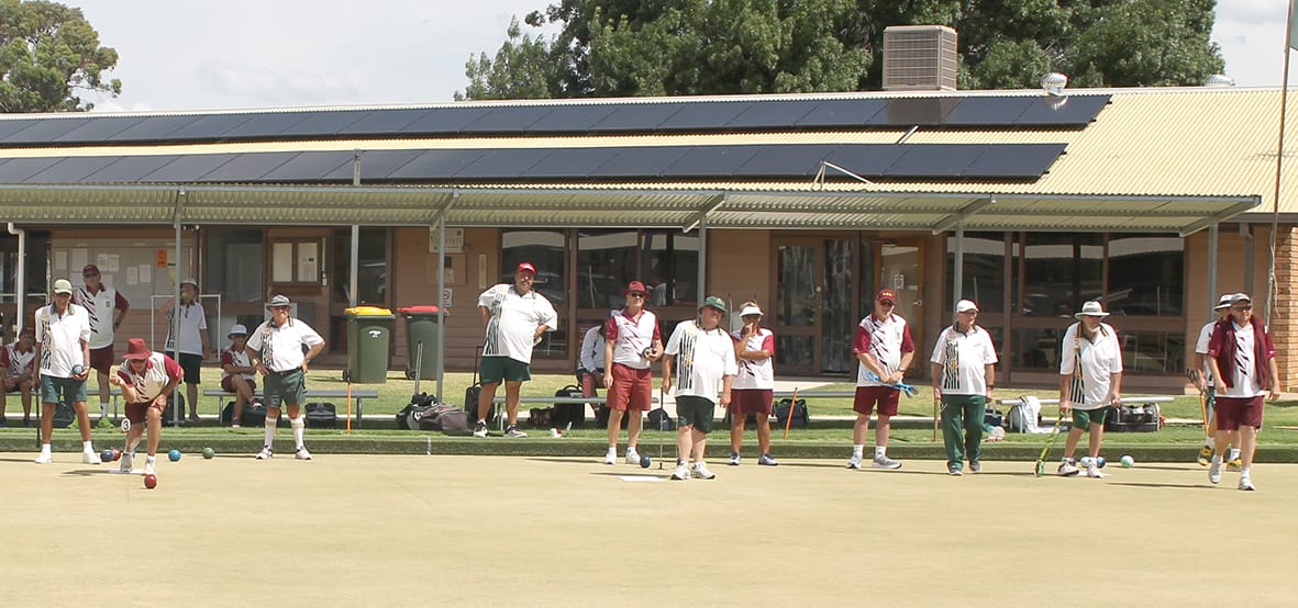 Bowlers Spread Christmas Cheer