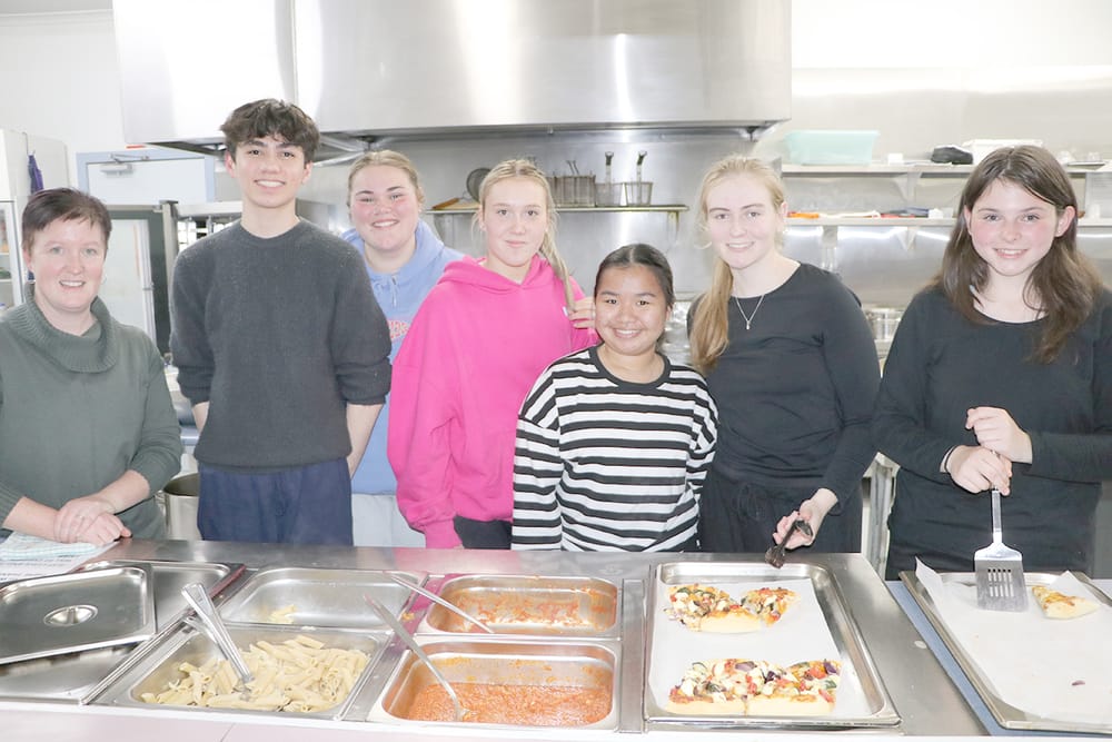 Amazing Race for Bulls Buddies post image