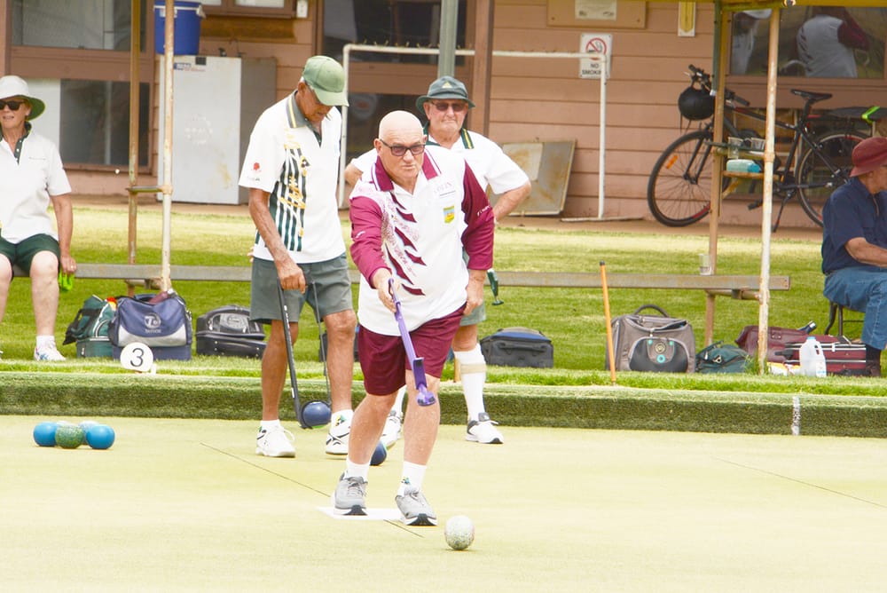 Mixed Results for Donald Golf Bowls post image