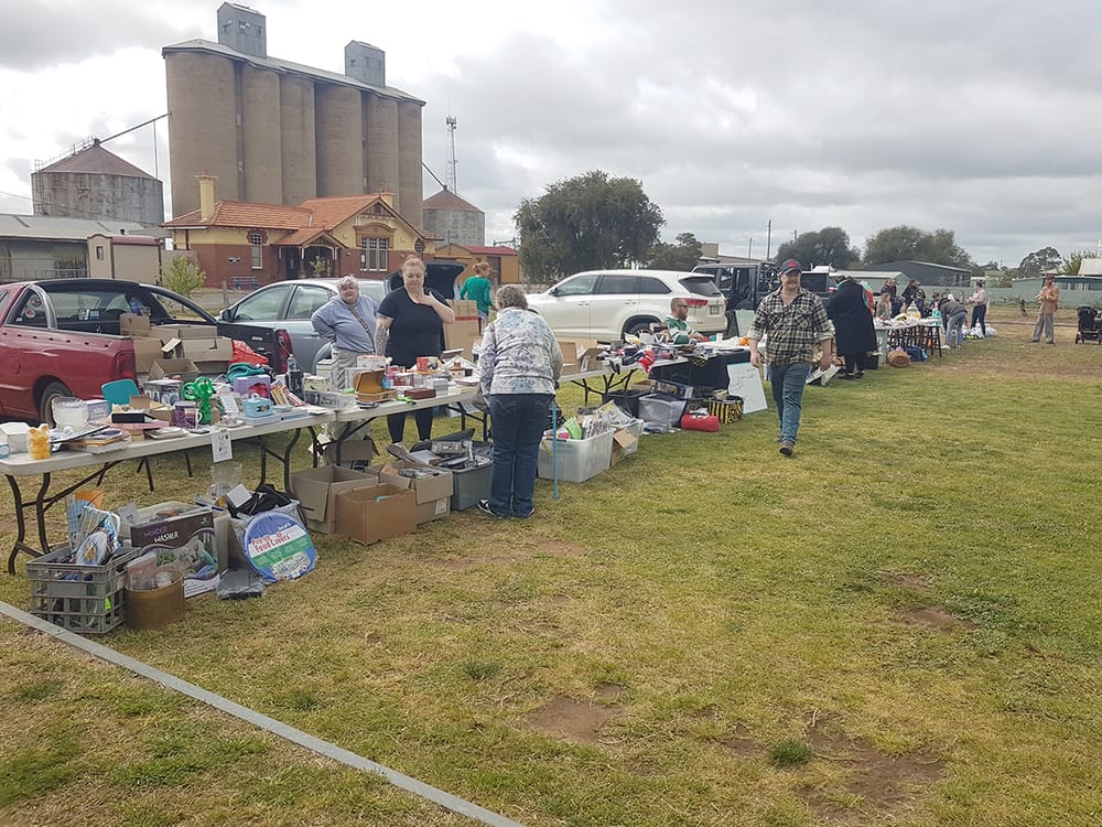 A Whole Town Full of Bargains! post image