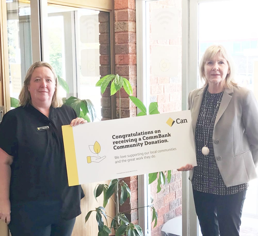 Bank Backs Tennis Club post image