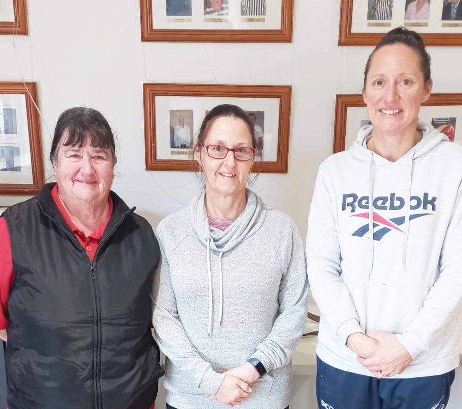 Charlton Ladies Host Badminton Tournament post image