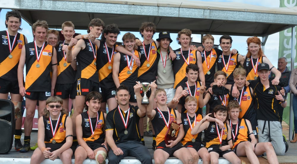 Tigers Fly Under-17s’ Flag post image