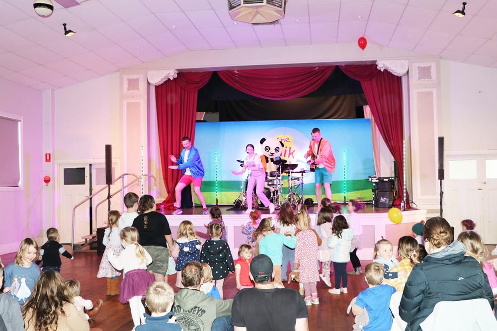 Mik Maks Make Marvellous Music post image