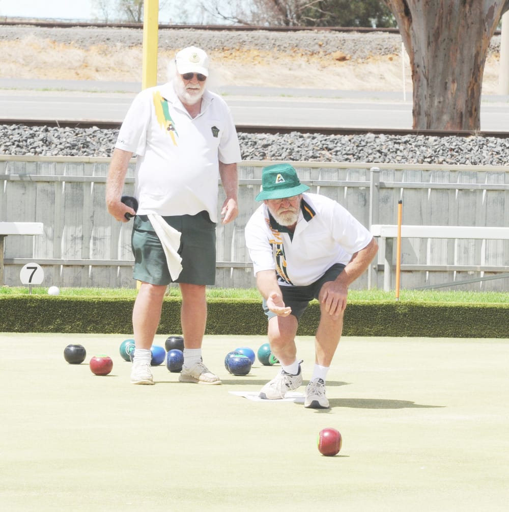 Donald Golf Hits Top Bowls Form post image