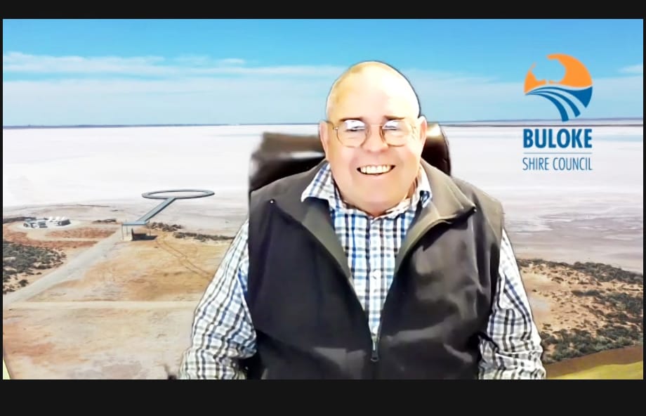 Bet Settled, Mayors are Still Mates post image