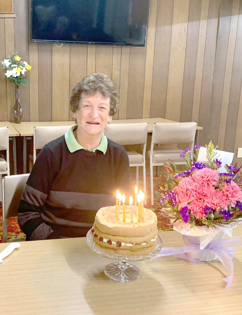 Golf Ladies Celebrate post image