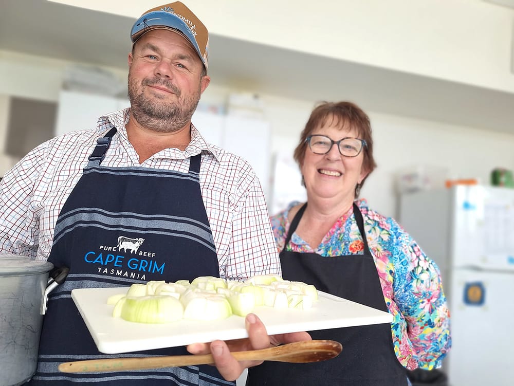 Warrack. Hosts Easter Convention post image