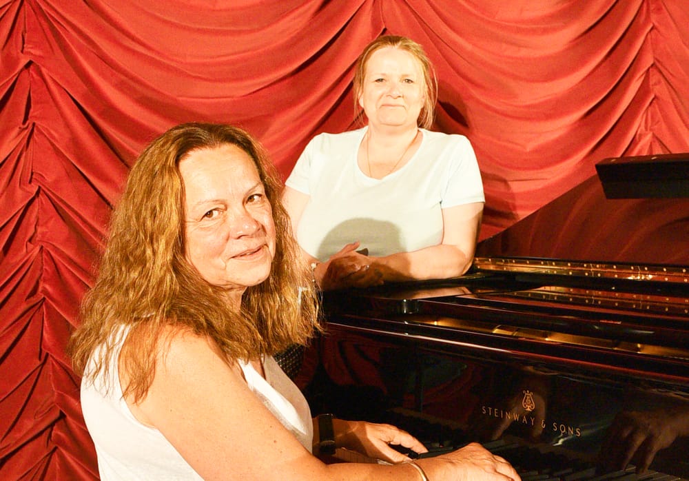 Polish Consul General Visits the Rex Theatre post image