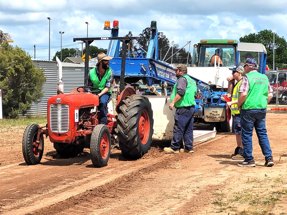 Donald Tractor Pull: A Crowd-Pulling Success post image