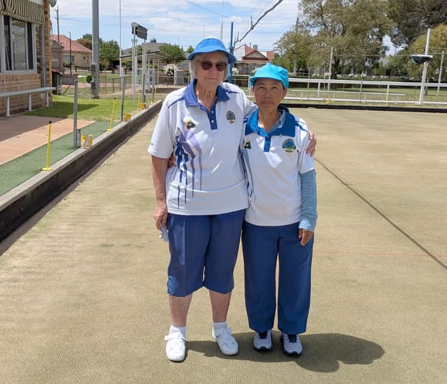 Bo and Beryl in Best Bowls Form post image